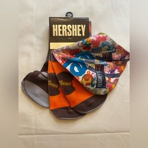 Hershey 3 Pair Ankle Socks One Size Unisex New With Tags Original Price $19.99.
